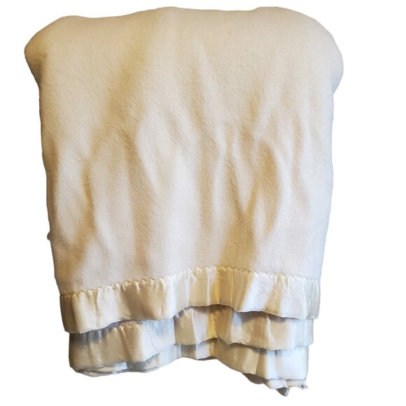 Vintage 100% Acrylic Blanket Full Double Satin Trim 85" x 87" White Ivory Soft - Picture 5 of 8